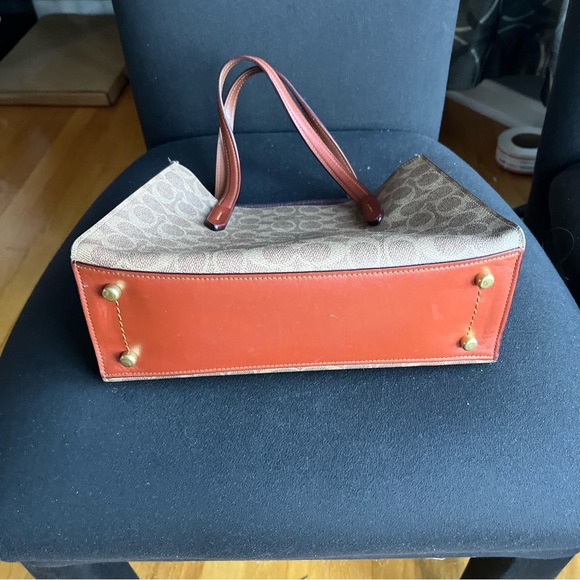 COACH Charlie Tan/ Brown Signature Canvas Tote - Picture 5 of 9